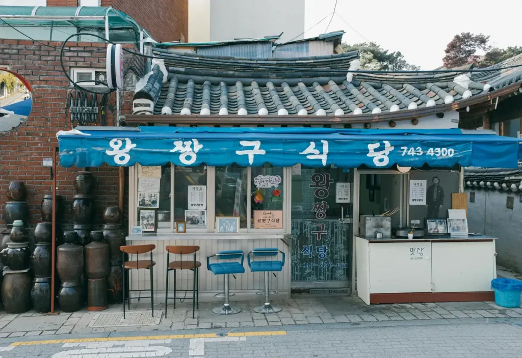 Casual Korean restaurant interior for walk-in dining